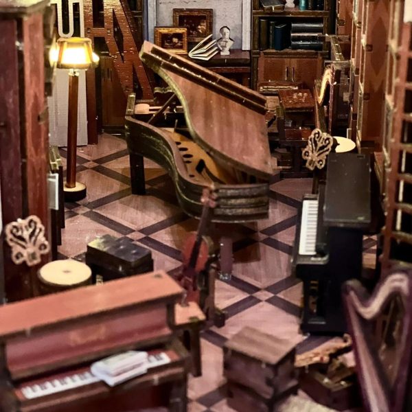 Secret Piano Room DIY Book Nook Bookshelf Insert